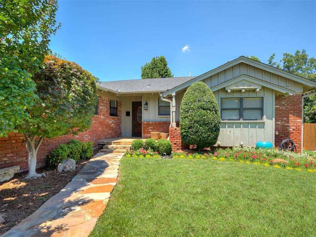 2725 Warwick DR, Oklahoma City, OK 73116
