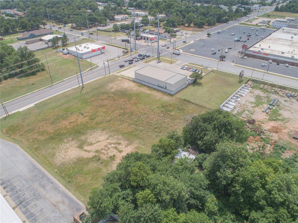 6909 NW 10th ST, Oklahoma City, OK 73127