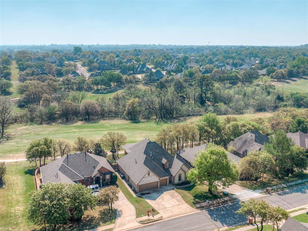 3048 Garden VIS, Edmond, OK 73034
