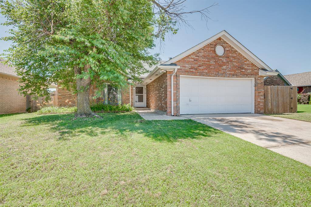 9716 Rail RD, Midwest City, OK 73130