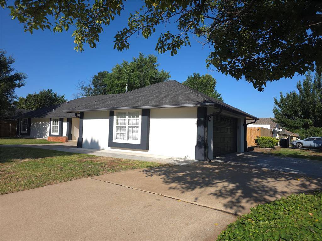 9009 Lakeaire DR, Oklahoma City, OK 73132