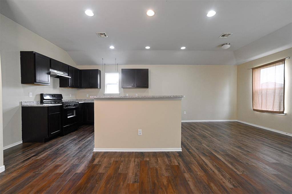 1401 Gypsum PL, Noble, OK 73068
