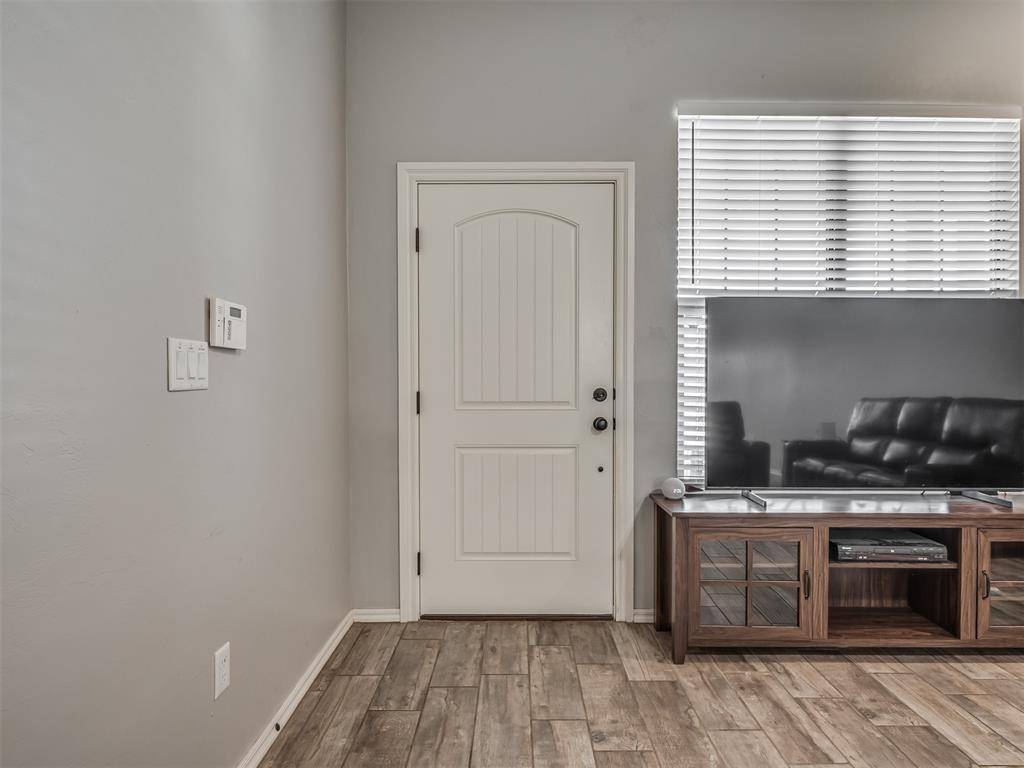 9040 NW 142nd ST, Yukon, OK 73099
