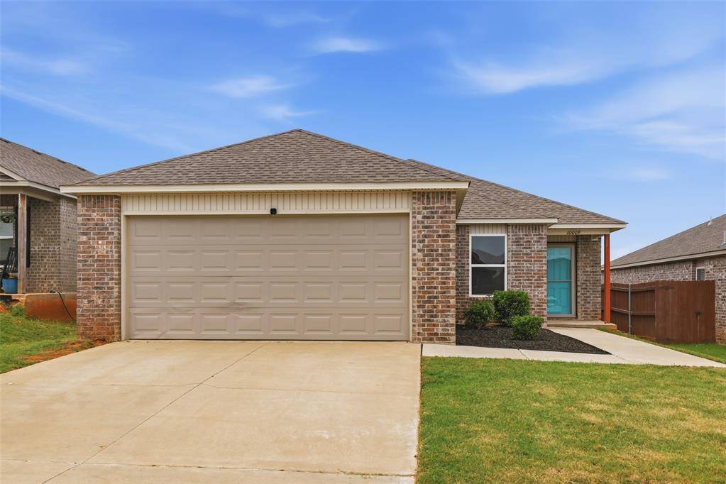 10009 Copperhead RD, Yukon, OK 73099