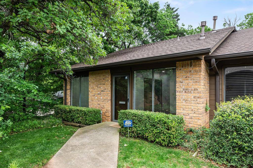 1616 E 19th ST #301, Edmond, OK 73013