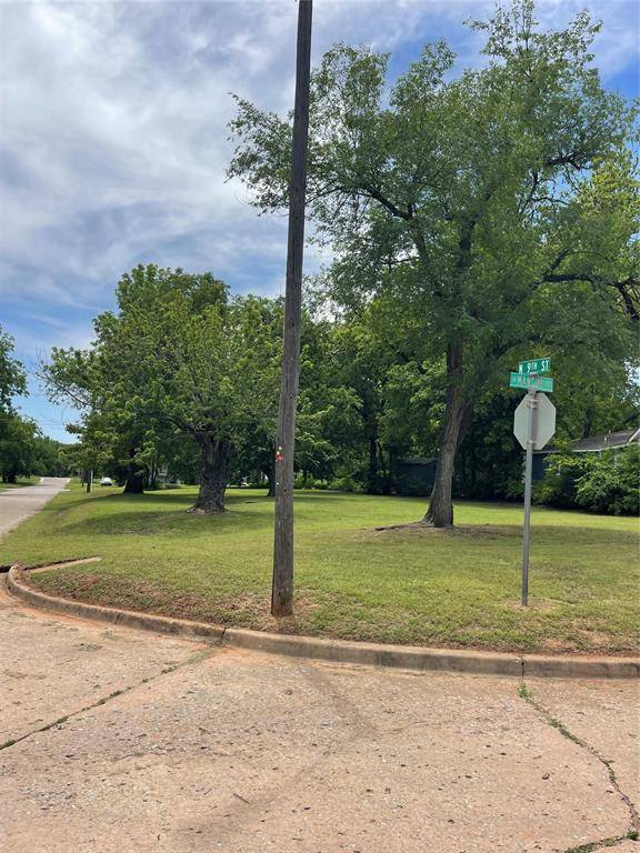 1001 W Mansur AVE, Guthrie, OK 73044