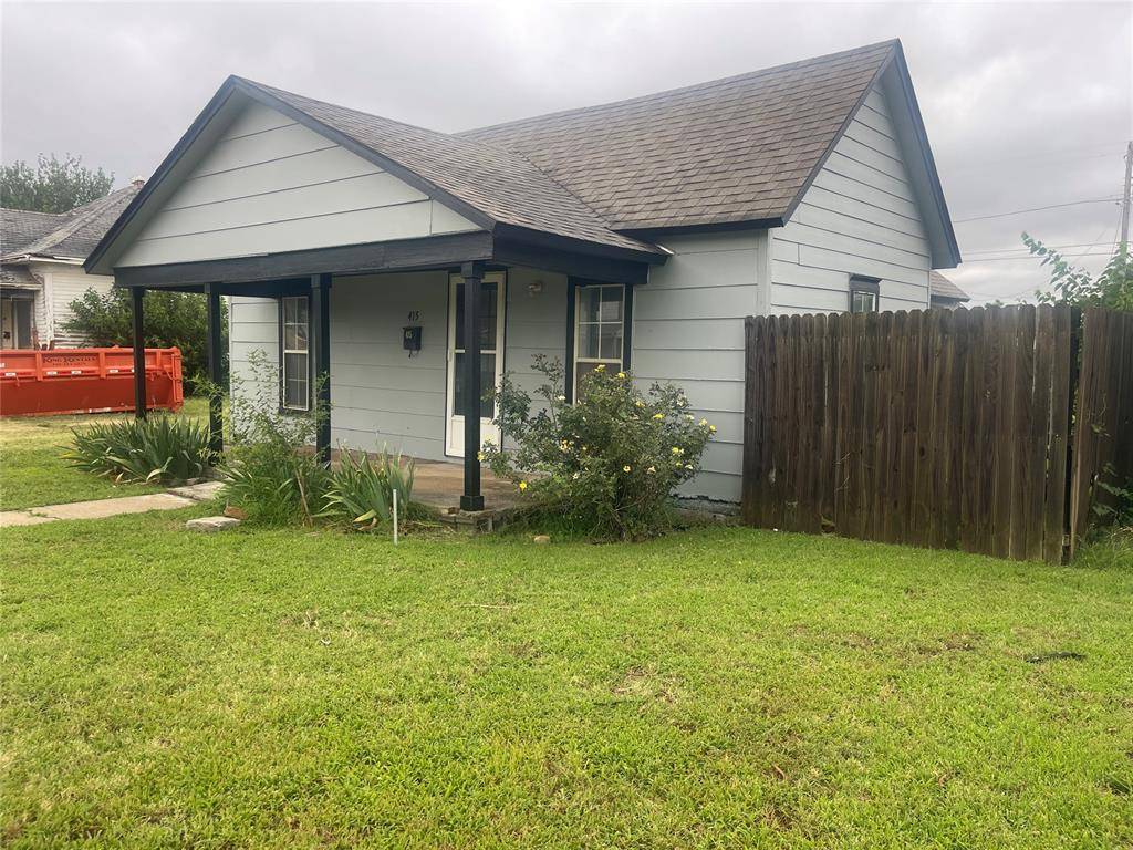 415 S Main ST, Hennessey, OK 73742
