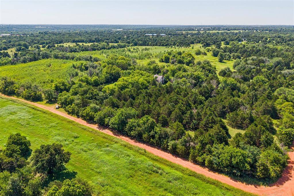 EW 0845 RD, Guthrie, OK 73044