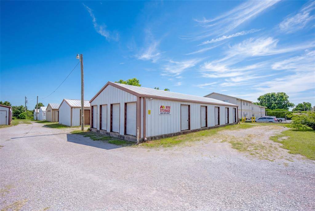 704 Hallmark BLVD, Purcell, OK 73080