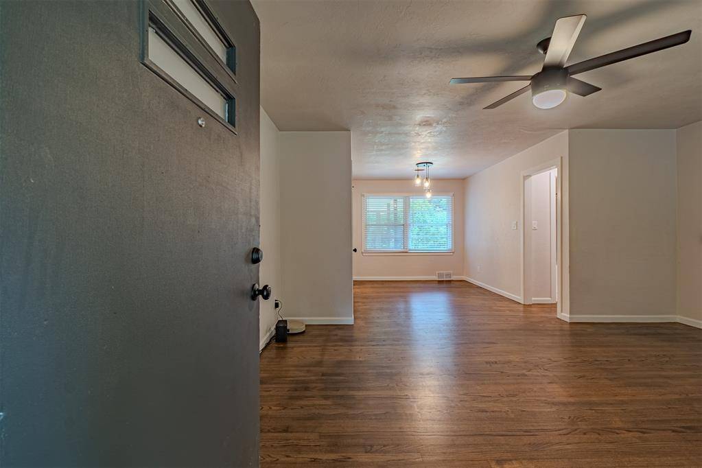 1215 Caddell LN, Norman, OK 73069