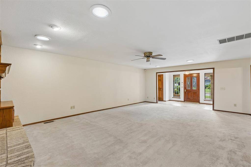 2701 Blue Quail PASS, Edmond, OK 73013
