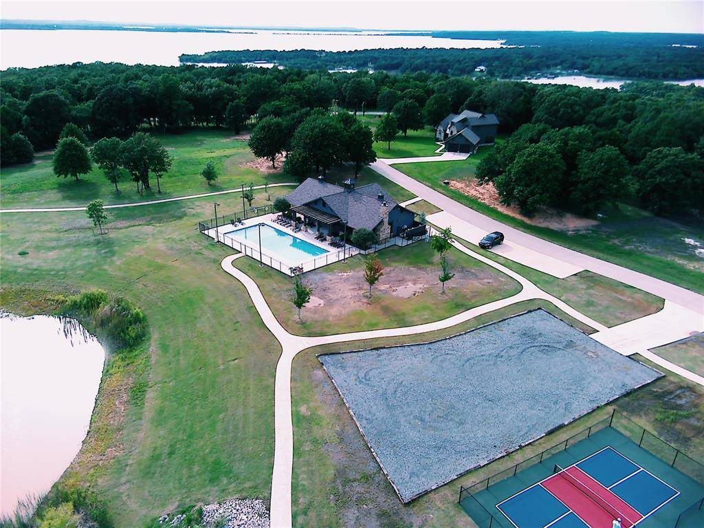 21 Patriot Pointe RD, Eufaula, OK 74432