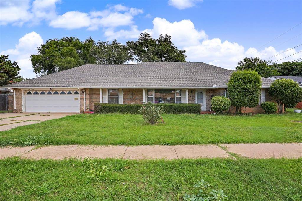 509 W Lark ST, Altus, OK 73521
