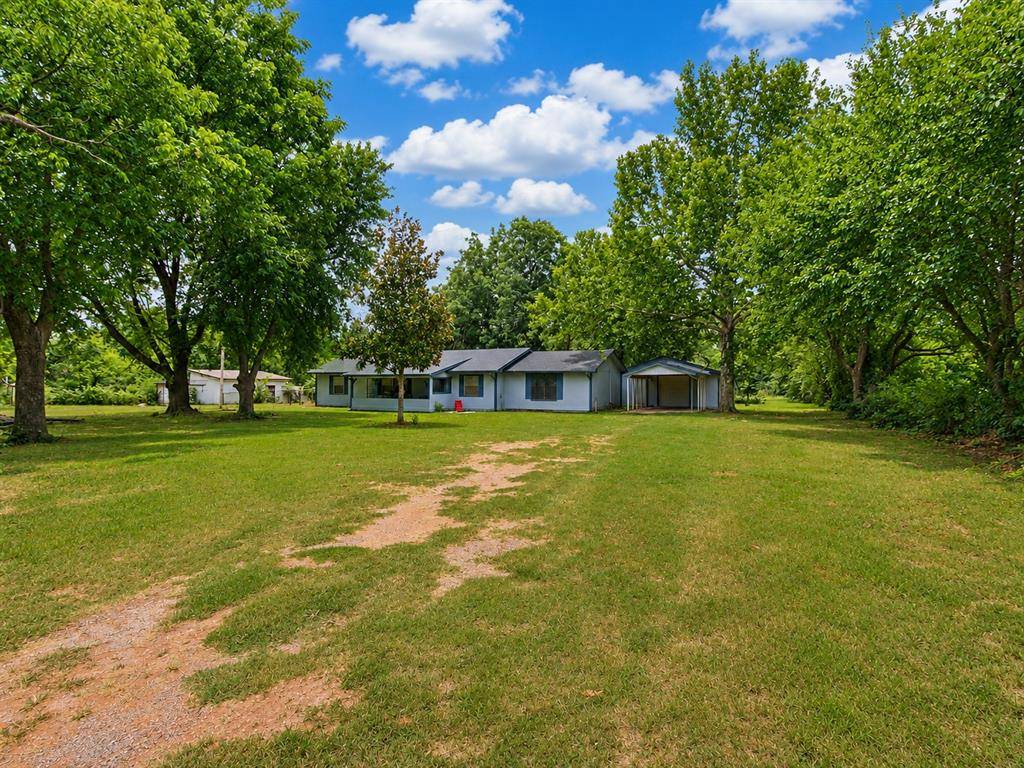 7085 Ponderosa LN, Blanchard, OK 73010