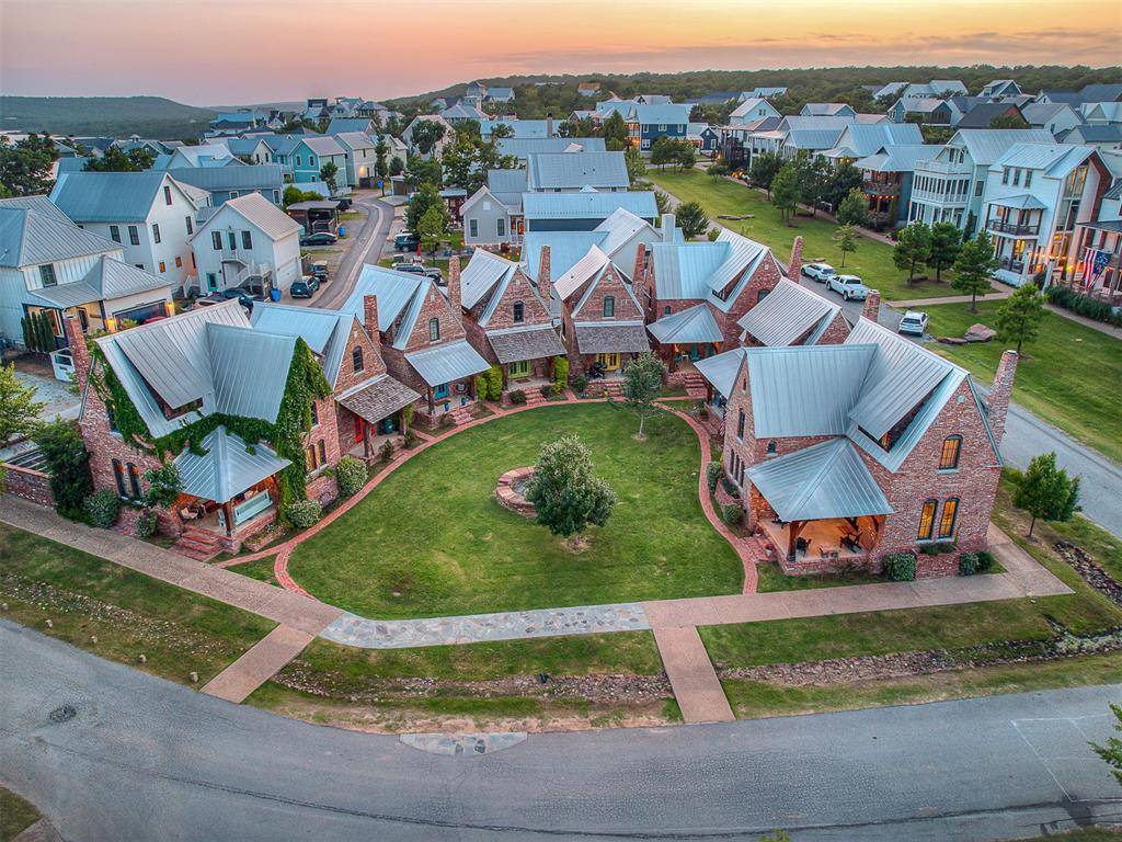 43 Redbud ST #D, Carlton Landing, OK 74432