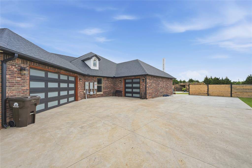 19213 W Walker RD, Mcloud, OK 74851