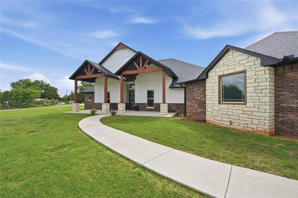 19213 W Walker RD, Mcloud, OK 74851