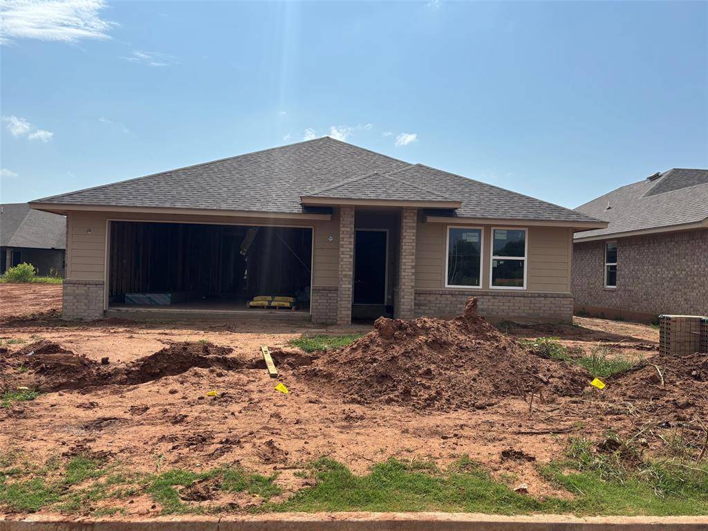 1909 Sage Valley TER, Yukon, OK 73099