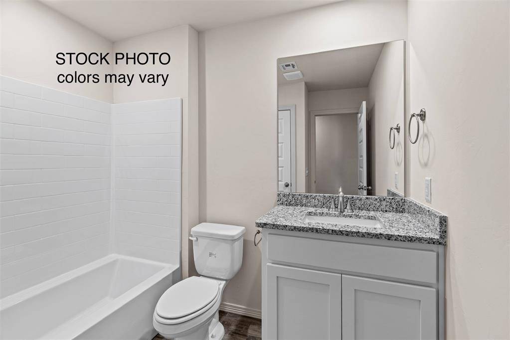 1909 Sage Valley TER, Yukon, OK 73099