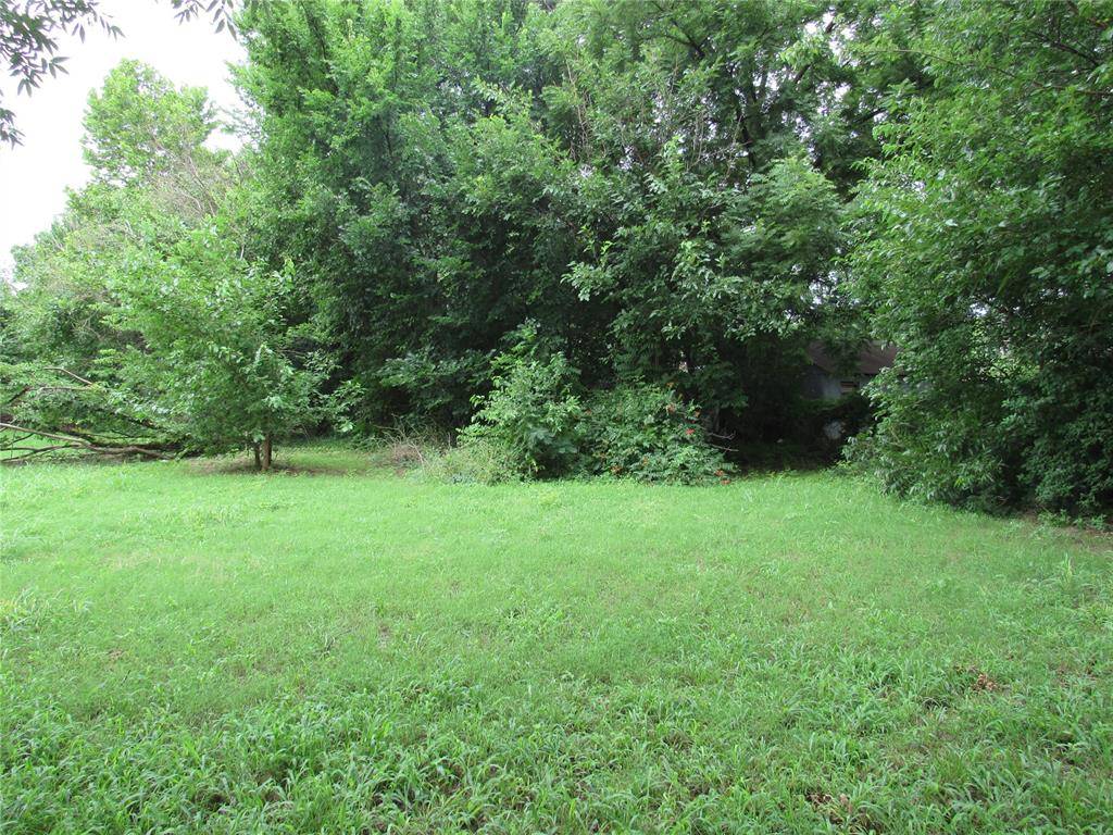 206 Washington, Pauls Valley, OK 73075