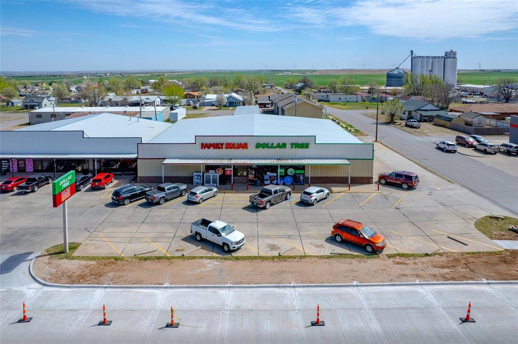 301 N Broadway AVE, Hinton, OK 73047