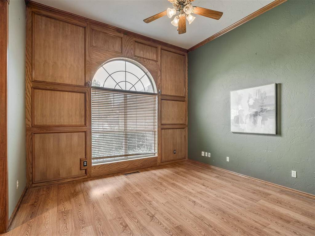11508 Randwick DR, Oklahoma City, OK 73162