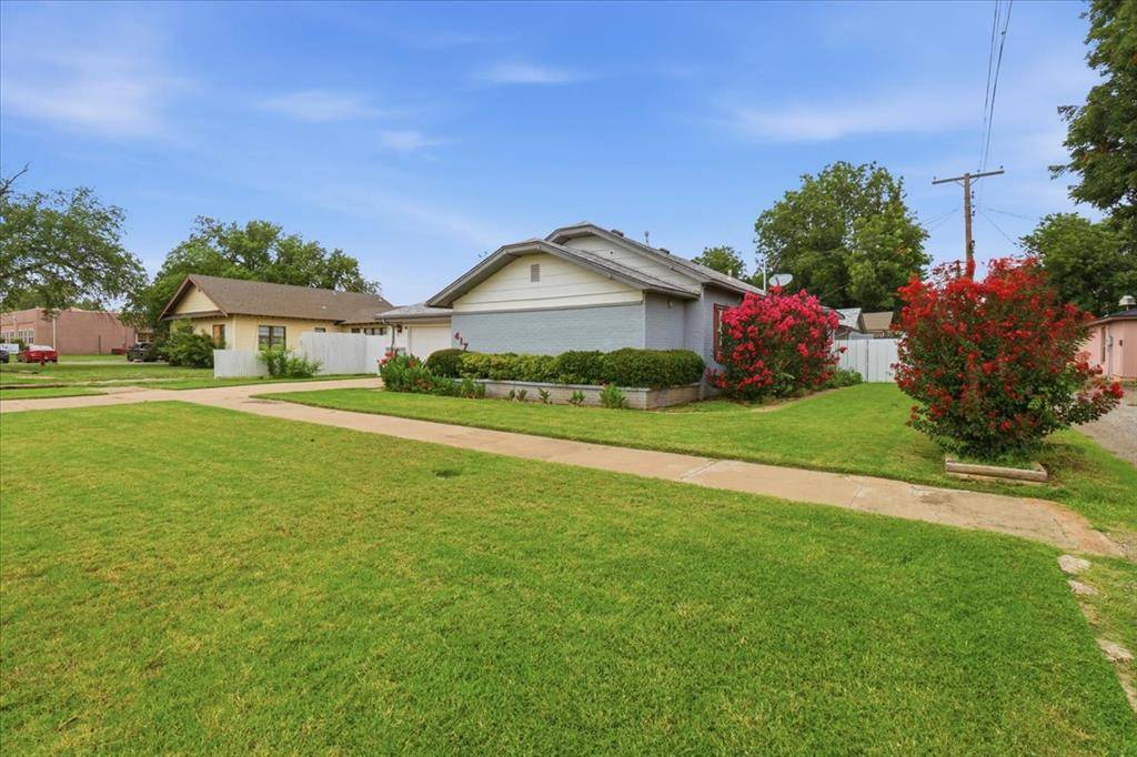 417 W Birch, Hobart, OK 73651