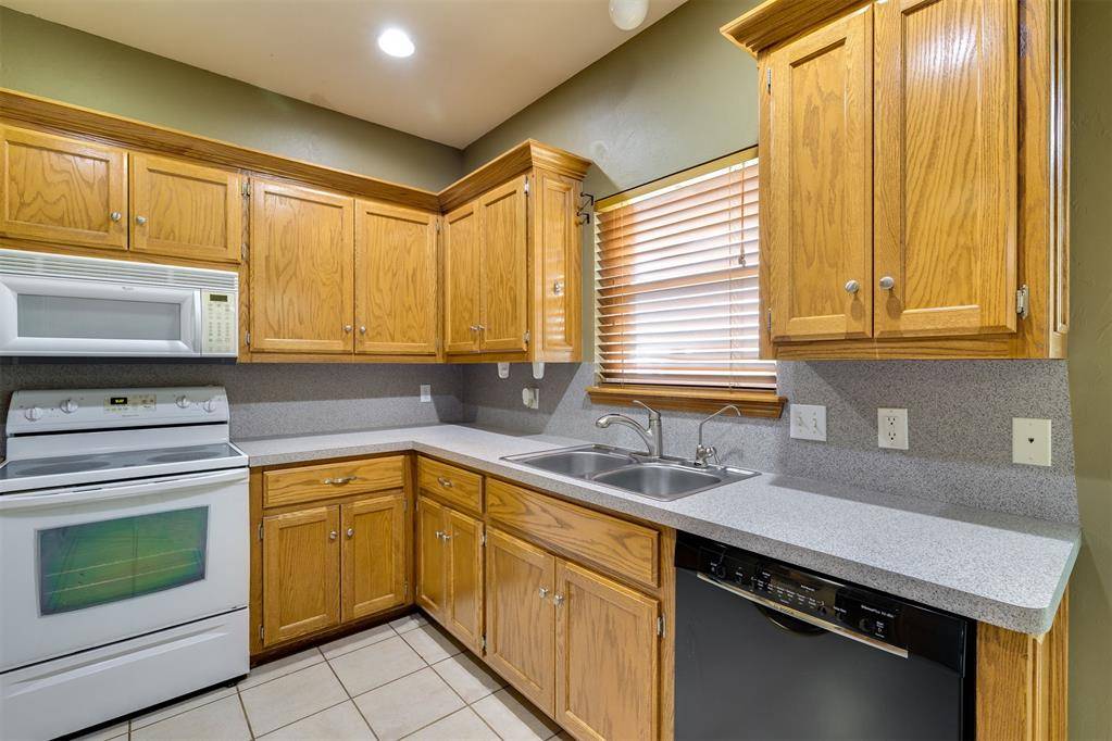 2384 County Road 1270, Blanchard, OK 73010