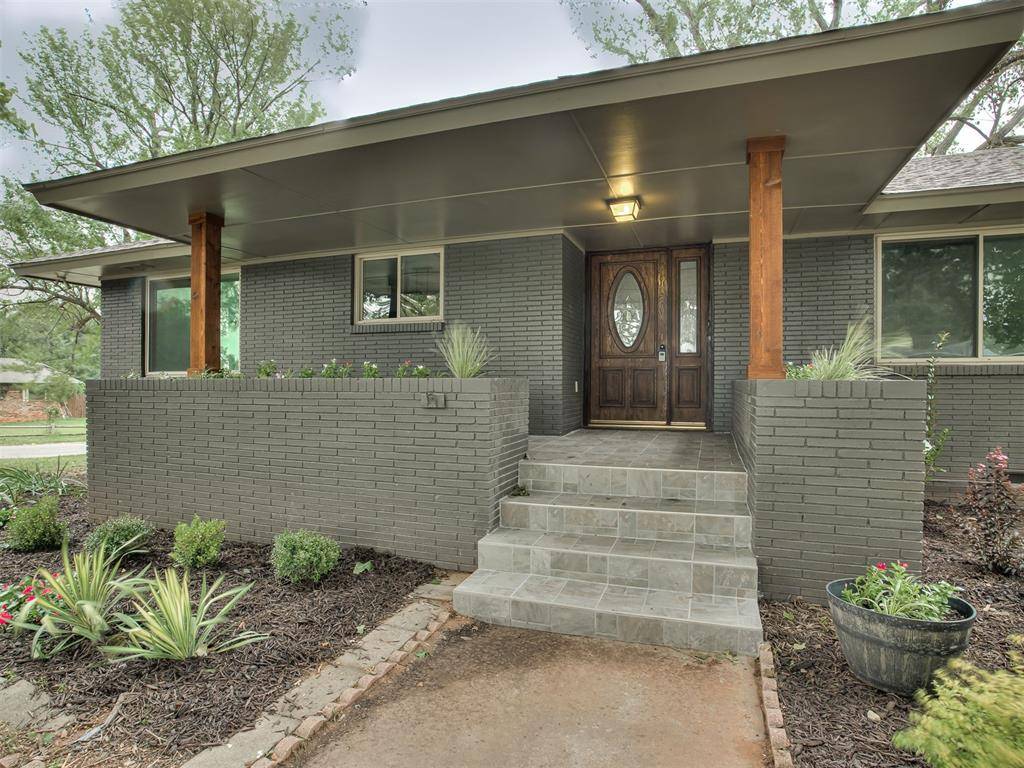 824 N Main ST, Blanchard, OK 73010