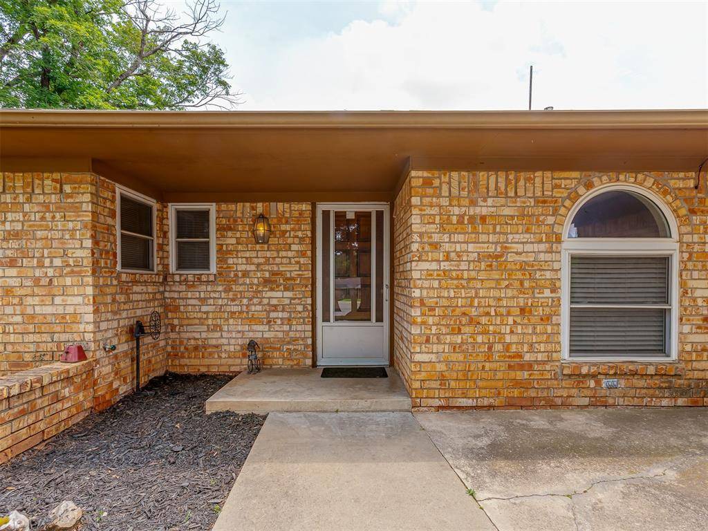 149 Orchard DR, Chickasha, OK 73018