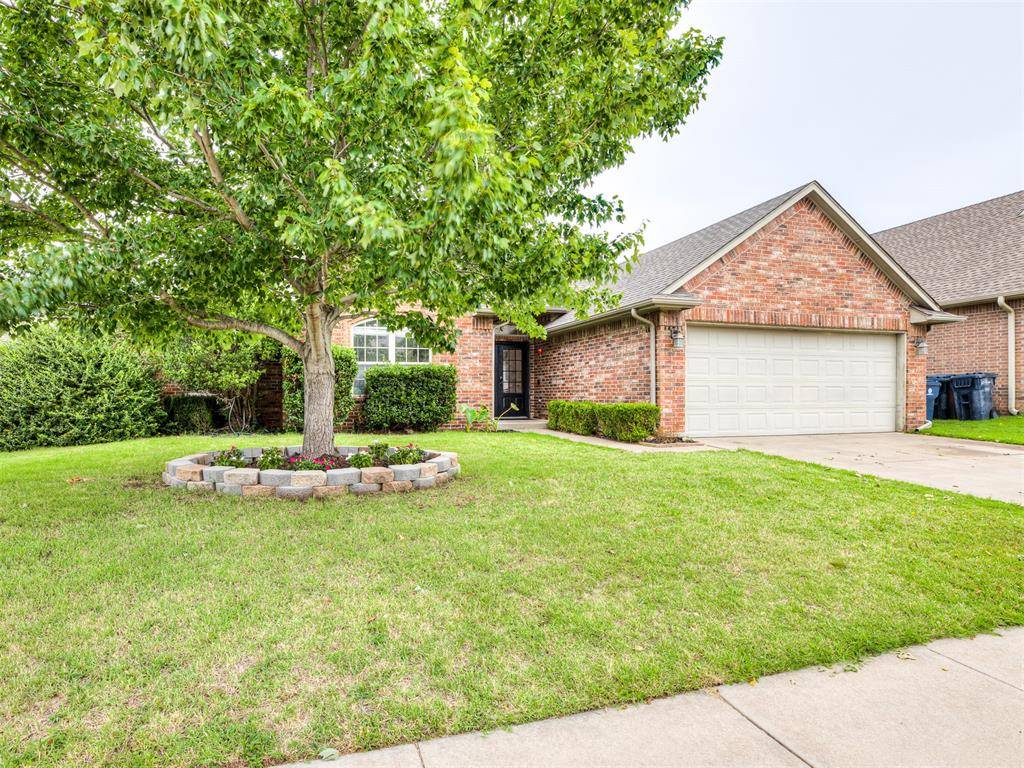 9029 NW 79th TER, Yukon, OK 73099