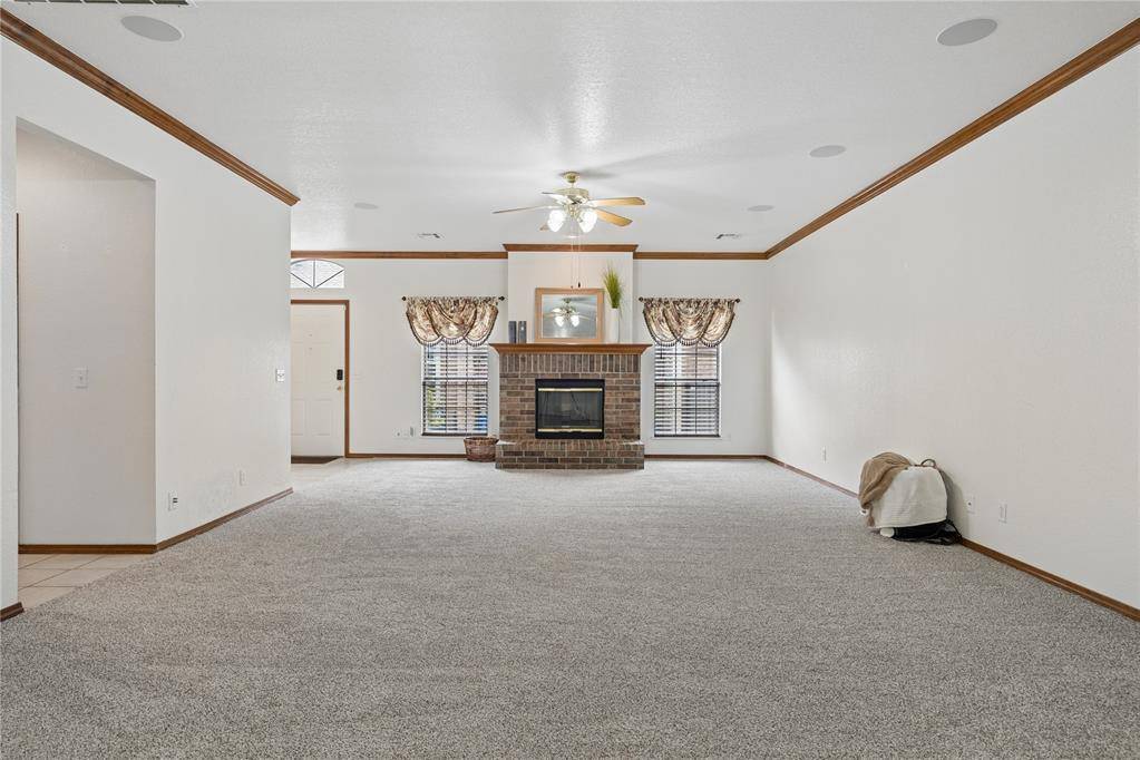 16104 Vintage CT, Edmond, OK 73013