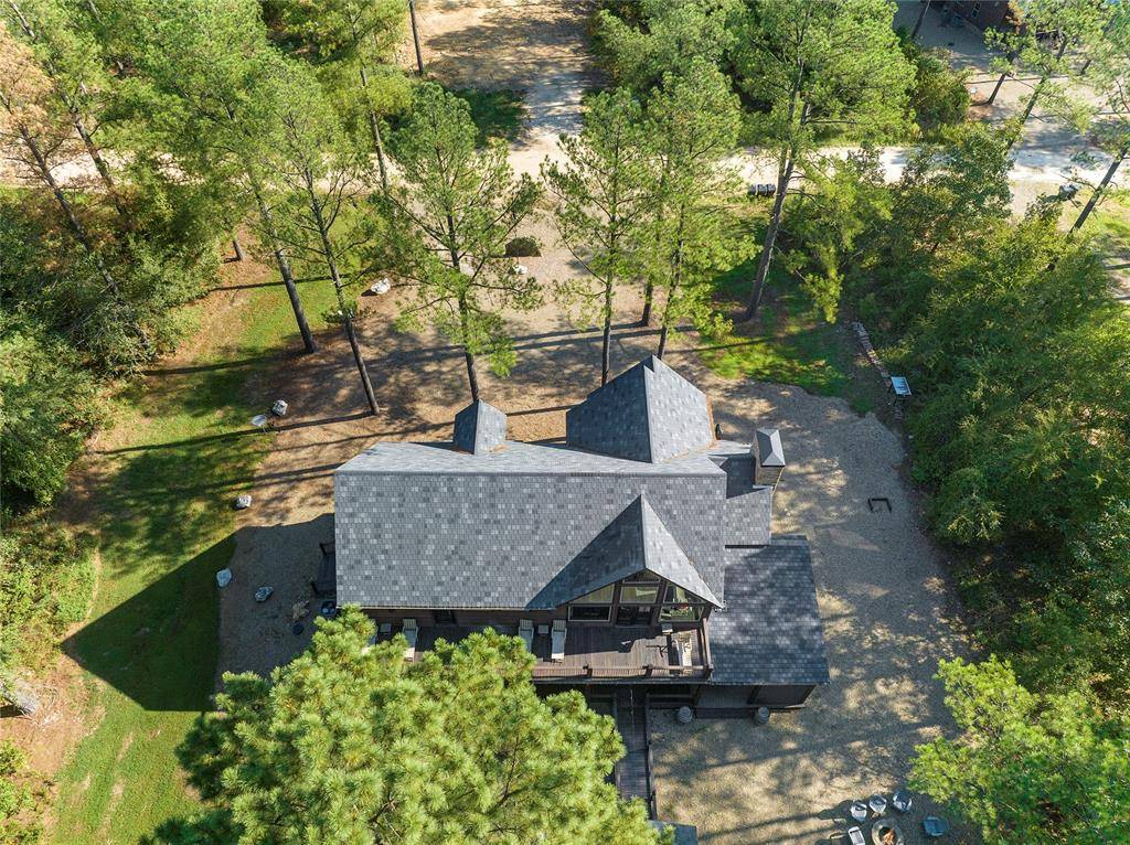 64 Walnut Hill LN, Broken Bow, OK 74728