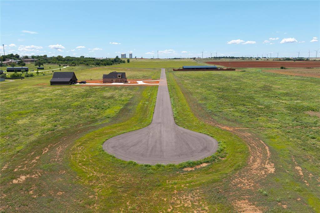 24119 E 106 RD, Weatherford, OK 73096