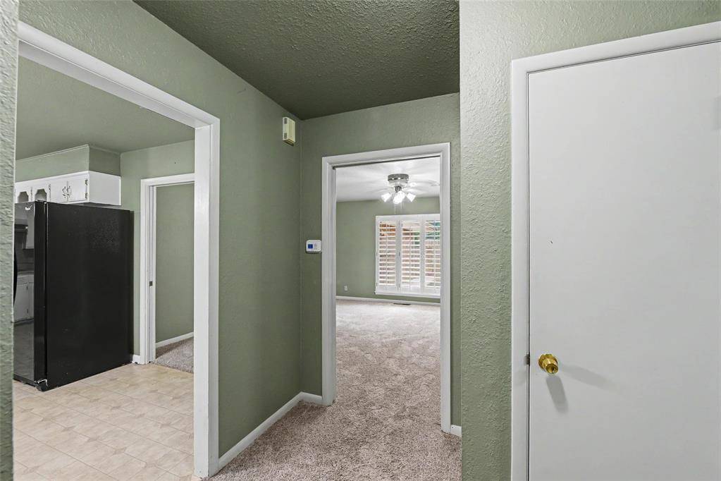 306 Spurlin DR, Sayre, OK 73662
