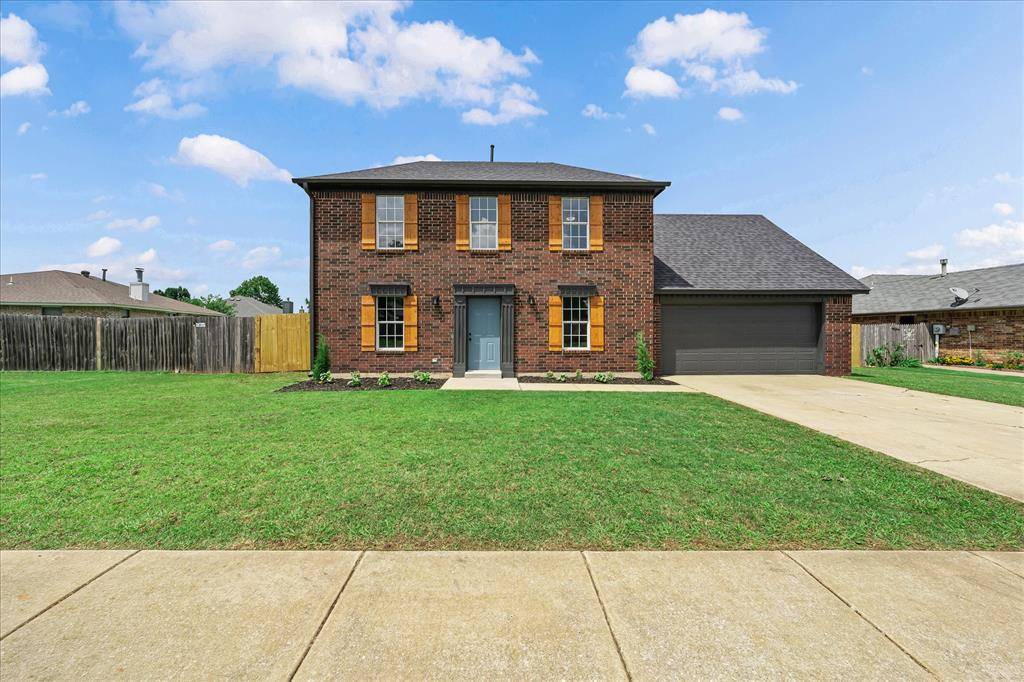 605 NE 18th ST, Moore, OK 73160