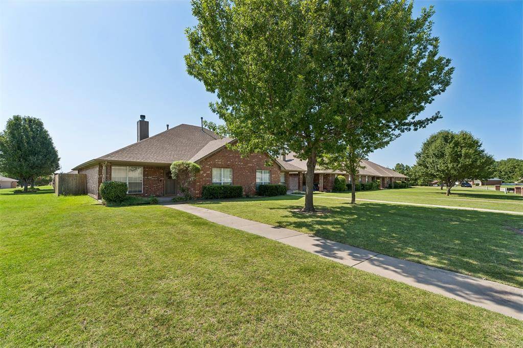 408 N Willowood DR #408 & 410, Yukon, OK 73099