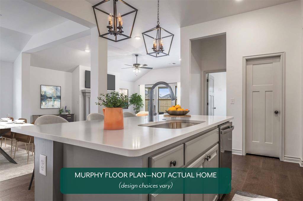 8824 Spruce ST, Edmond, OK 73003