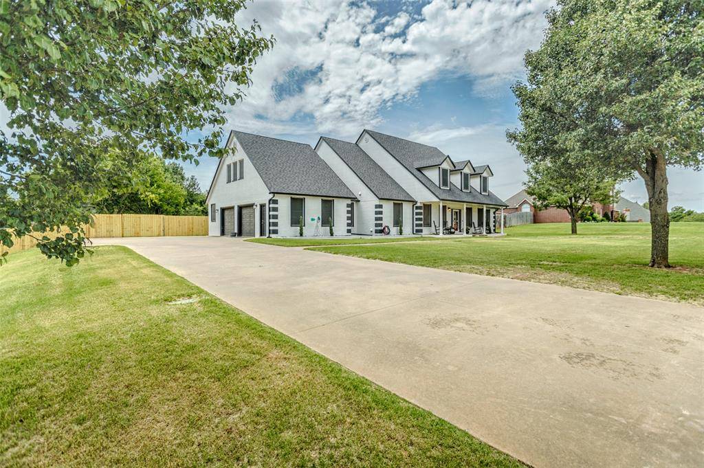 1400 E Eagle Nest TER, Mustang, OK 73064