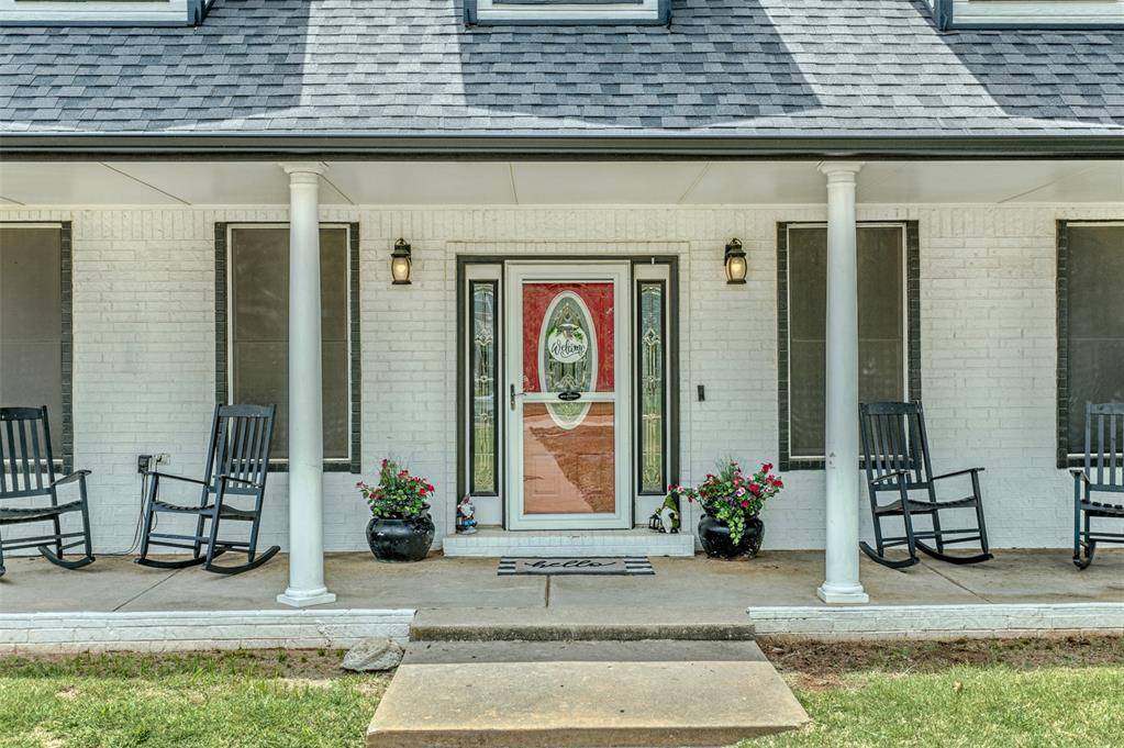 1400 E Eagle Nest TER, Mustang, OK 73064