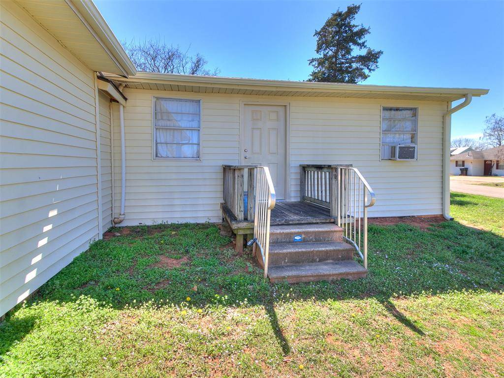 602 Dogwood AVE, Wellston, OK 74881