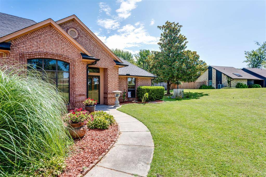17441 Kenneth LN, Choctaw, OK 73020