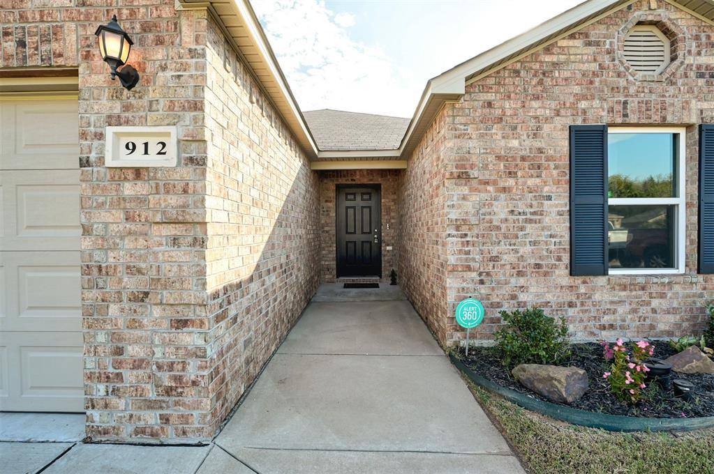 912 Klare LN, Midwest City, OK 73130