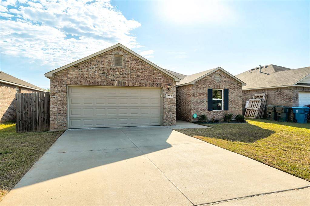 912 Klare LN, Midwest City, OK 73130