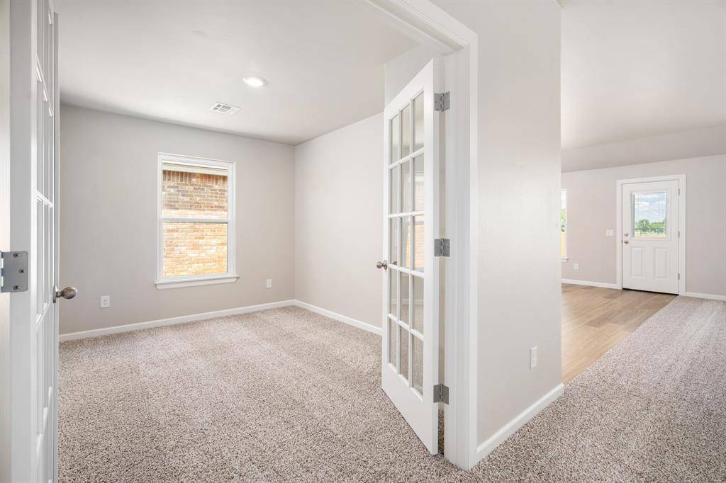 733 Luna WAY, Tuttle, OK 73089