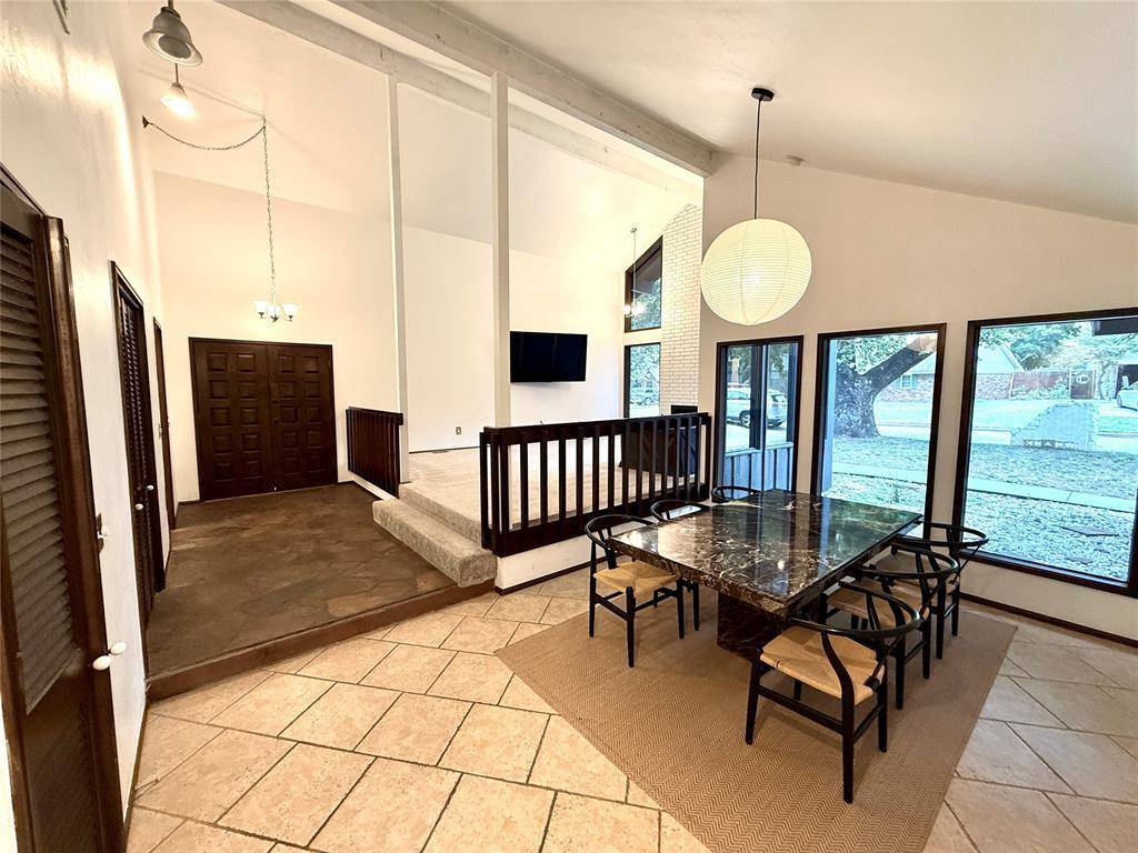 8809 Kensington RD, Oklahoma City, OK 73132