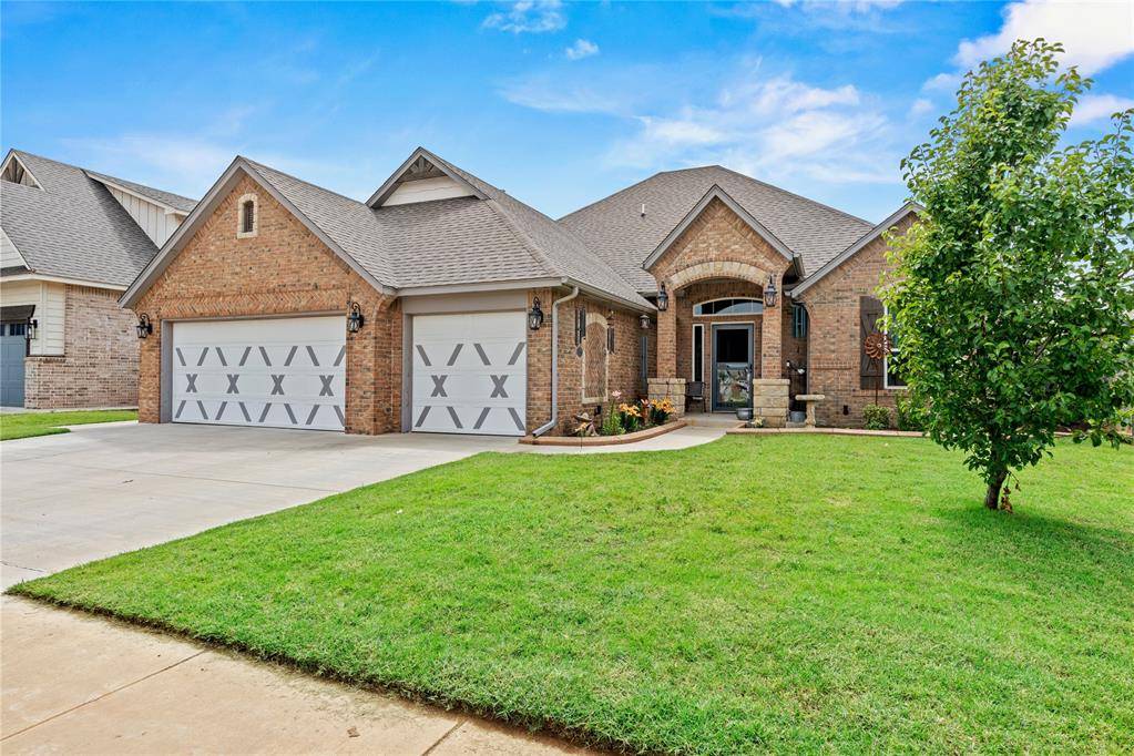 4813 Hidalgo AVE, Mustang, OK 73064