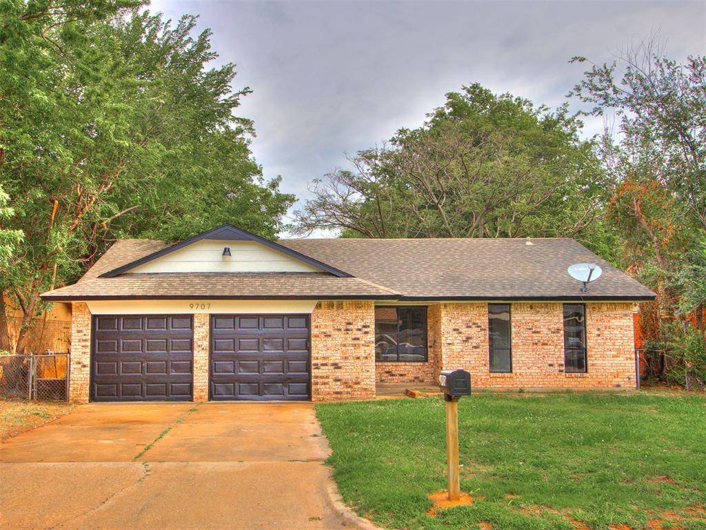 9707 NE 2nd PL, Midwest City, OK 73130
