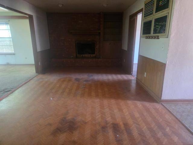 229 Randall DR, Midwest City, OK 73110