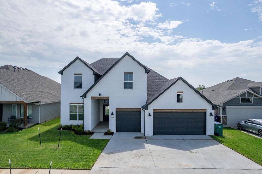 800 Firefork AVE, Yukon, OK 73099